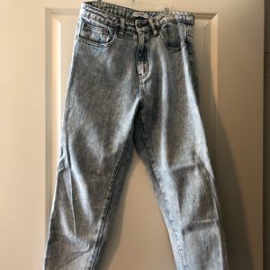 Women’s Acid Wash “Mom Fit” Jeans